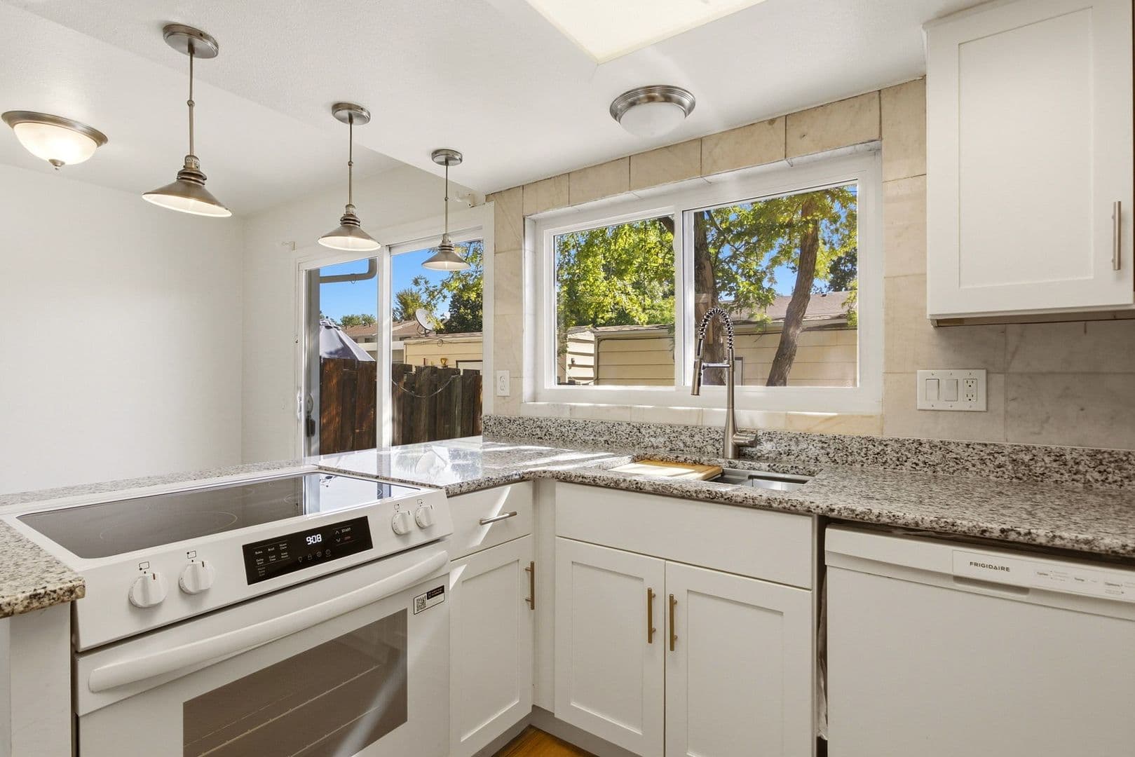 Aurora Townhome: 13004 E Kansas Pl