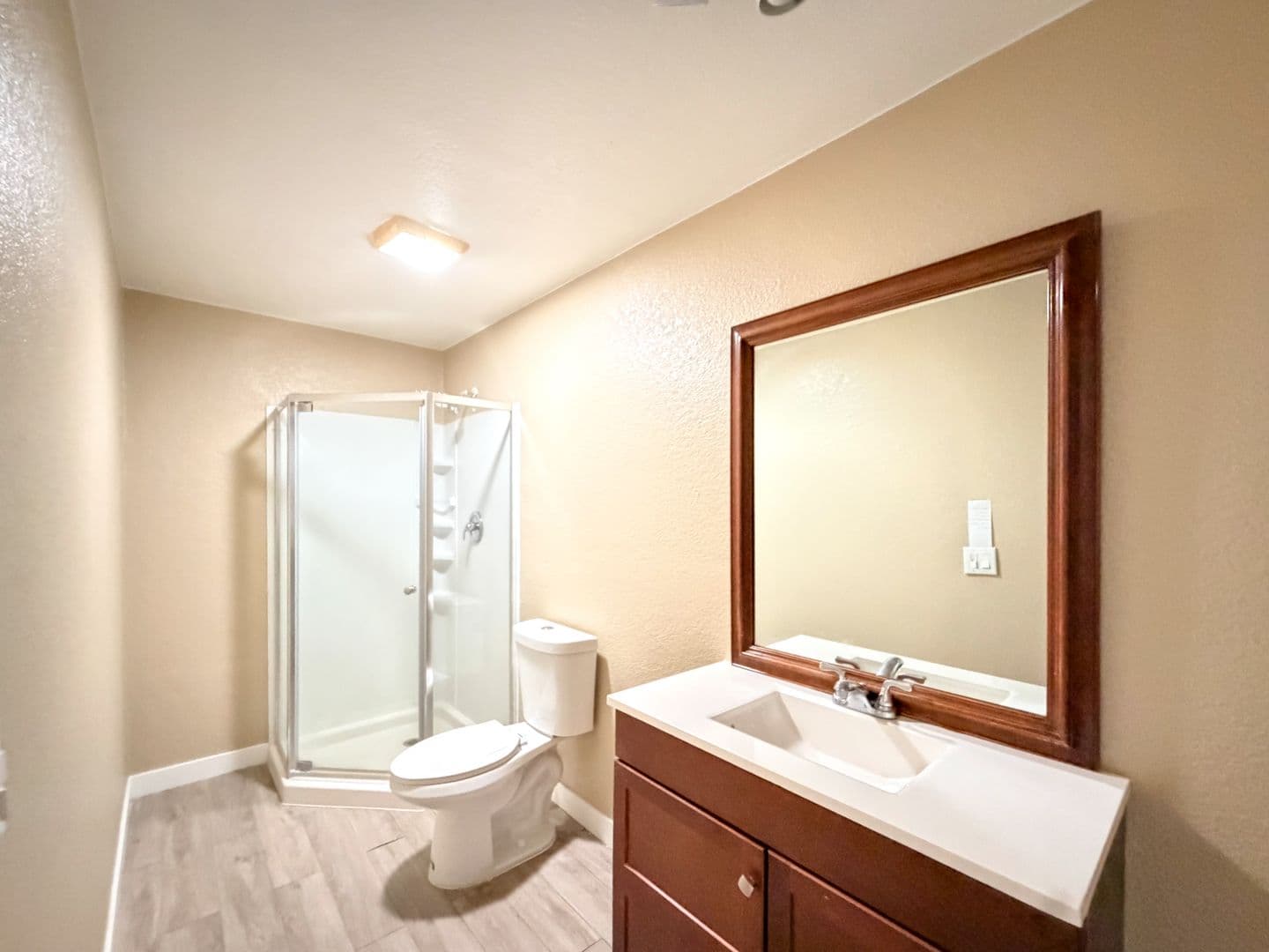Commerce City House: 10029 Richfield St