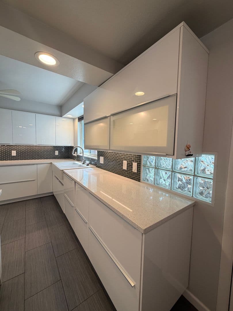 Aurora House: 16596 E Stanford Pl