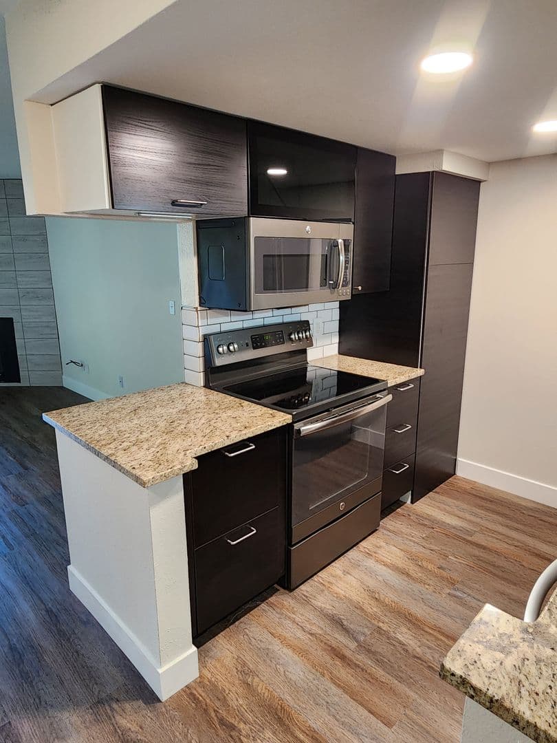 Denver Condo: 8335 Fairmount Dr