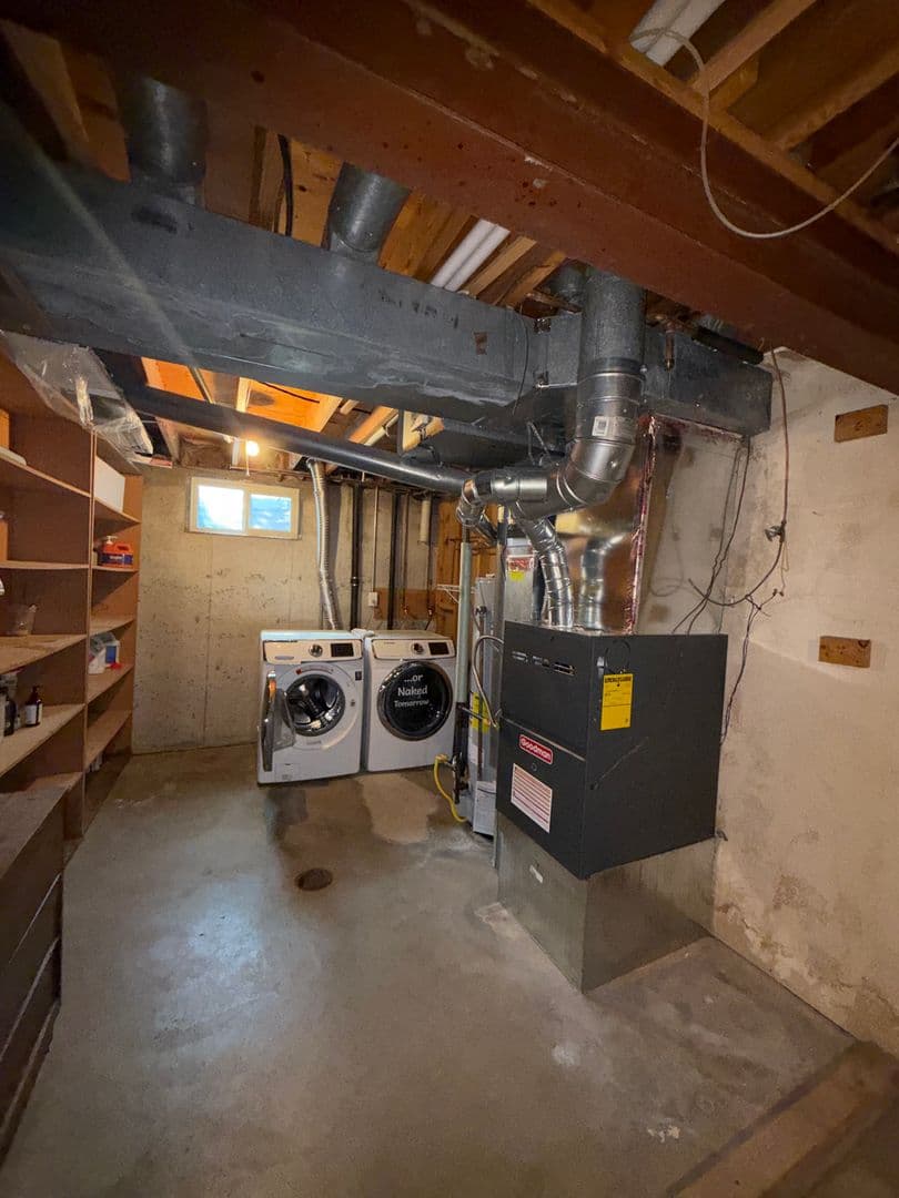 Aurora House: 16596 E Stanford Pl