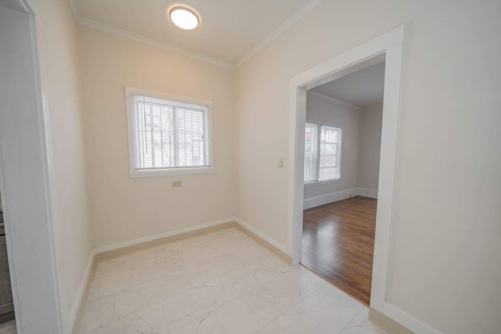 Oakland Apartment: 3115-3121 Davis Street
