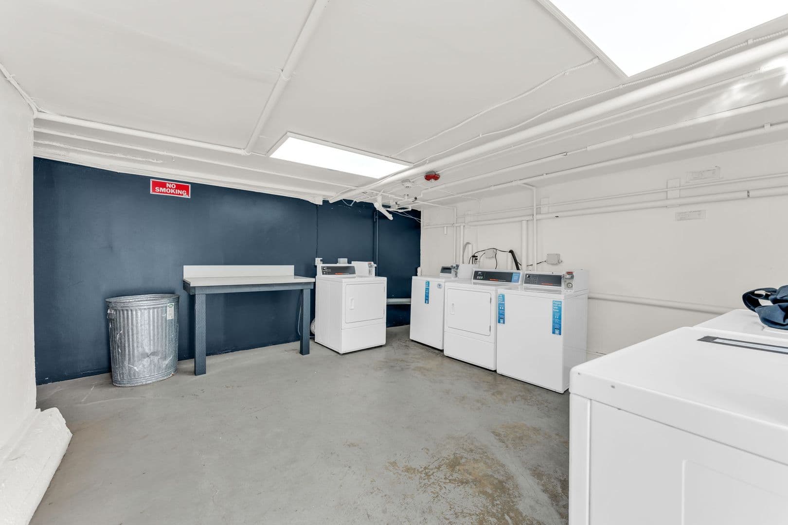 Berkeley Apartment: 2091 California Street