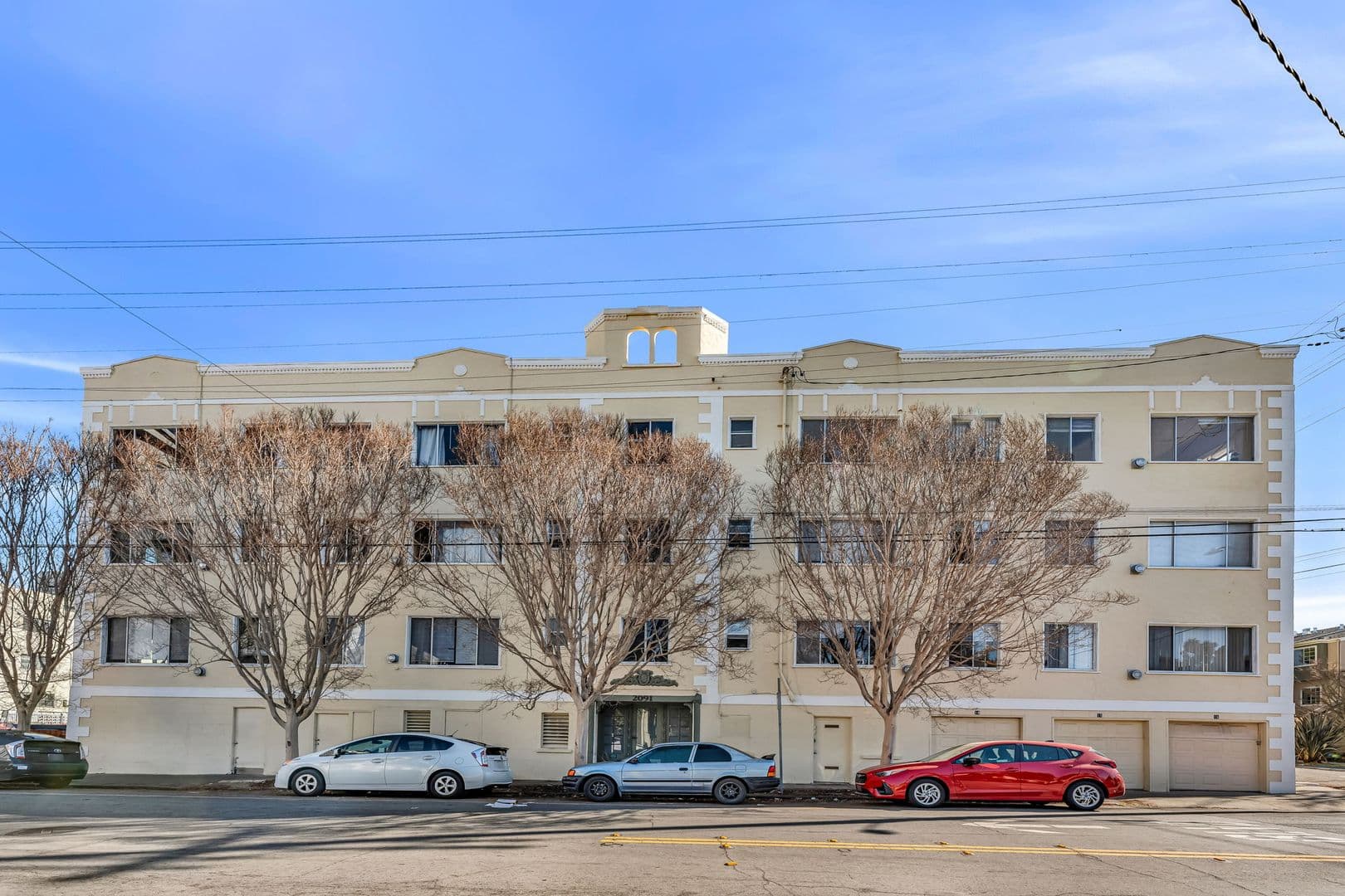Berkeley Apartment: 2091 California Street