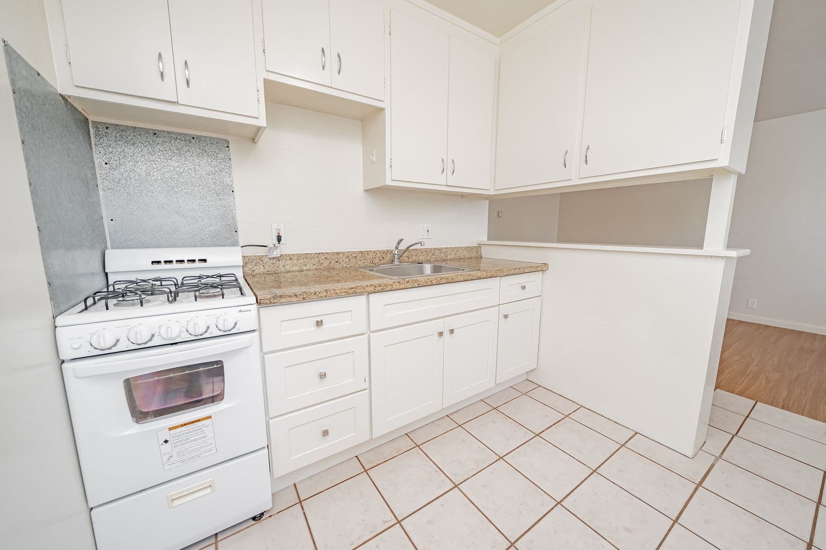 Berkeley Apartment: 1734 Blake Street