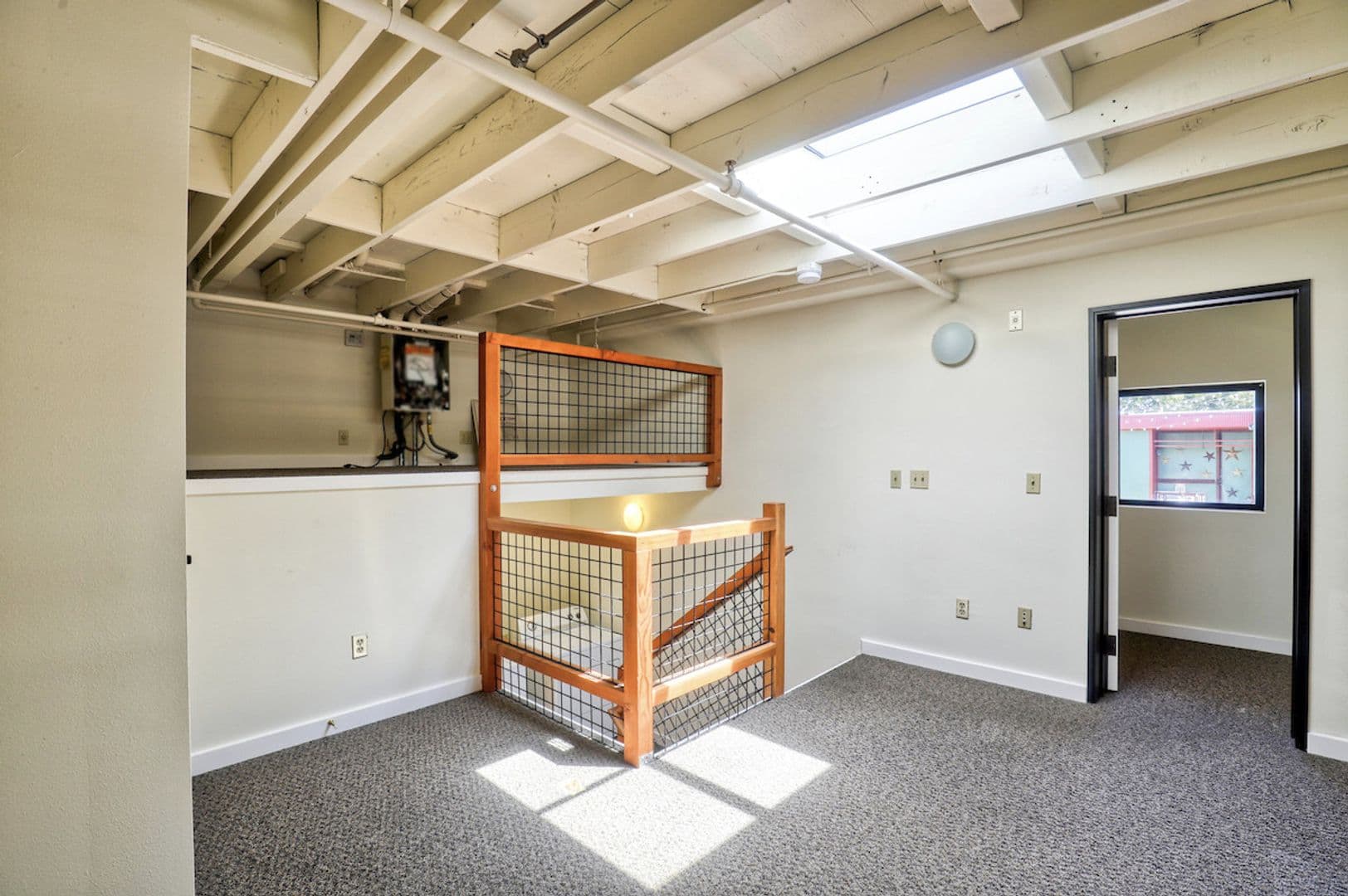 Oakland Apartment: 1000 43rd Street