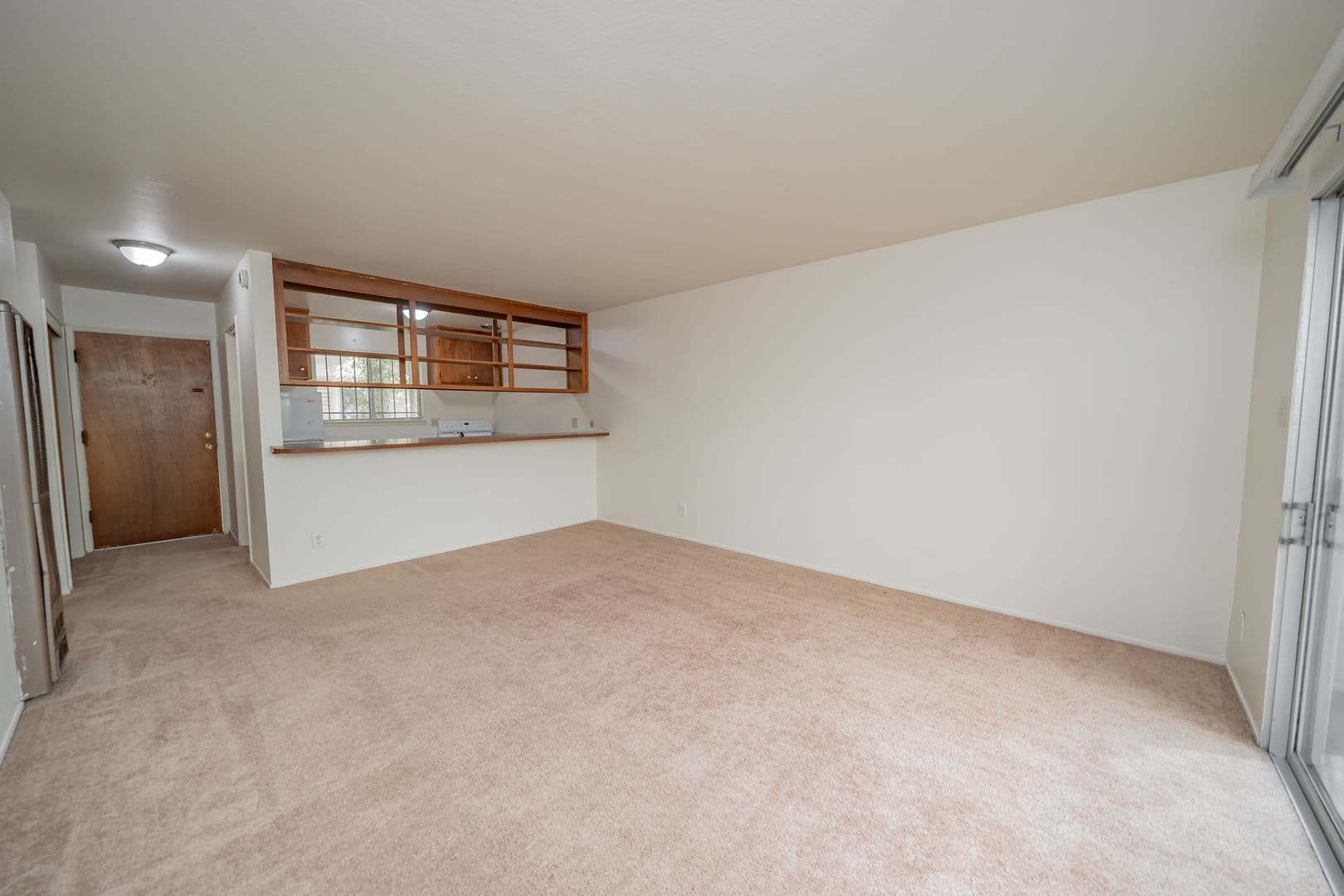Oakland Apartment: 36 Moss Avenue