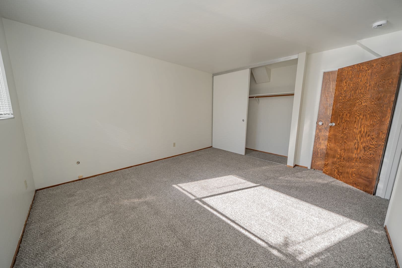 Oakland Apartment: 580 Jean St