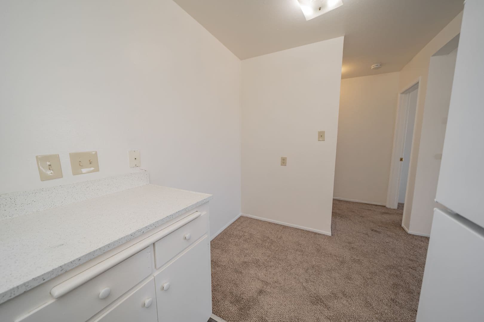 Oakland Apartment: 354 Vernon Street