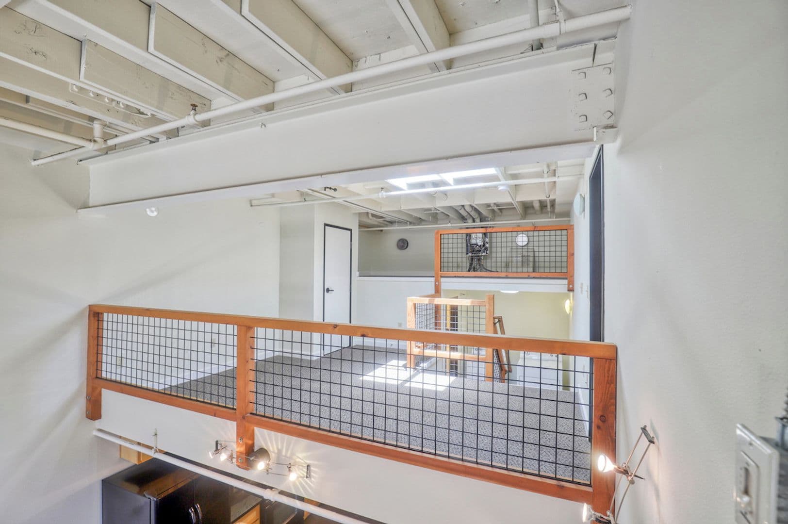 Oakland Apartment: 1000 43rd Street