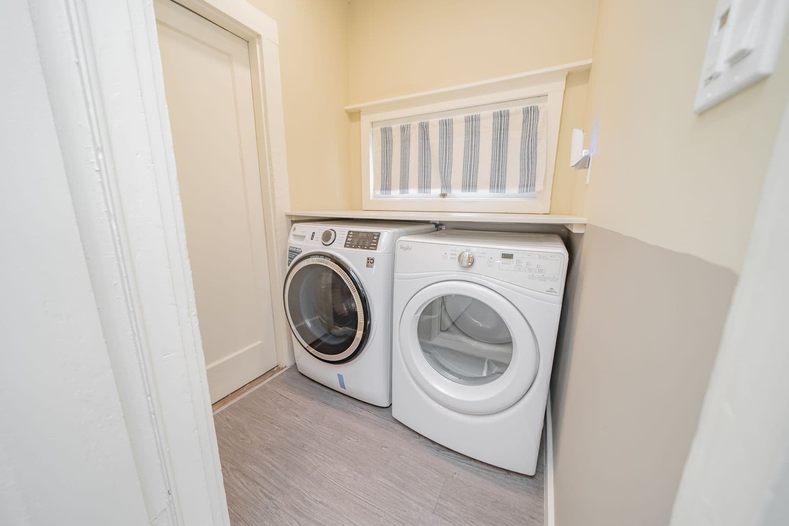 Berkeley Apartment: 2209 Cedar Street