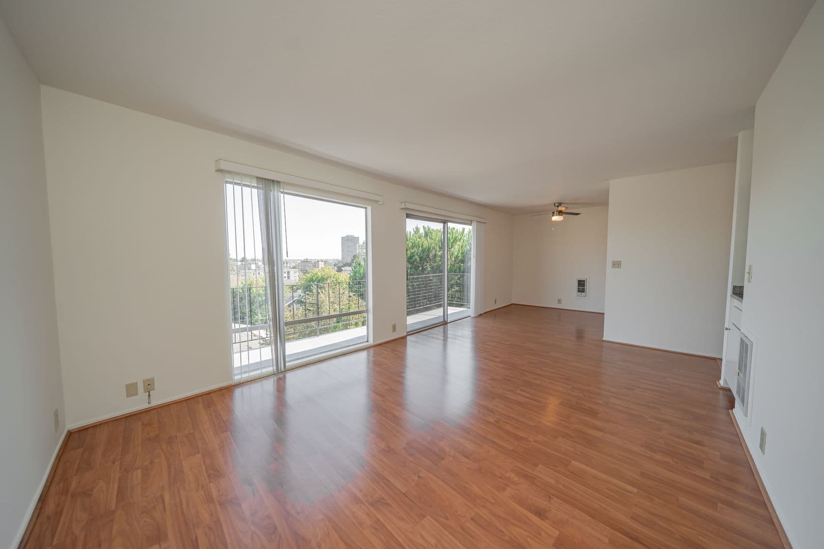 Oakland Apartment: 330 Adams Street