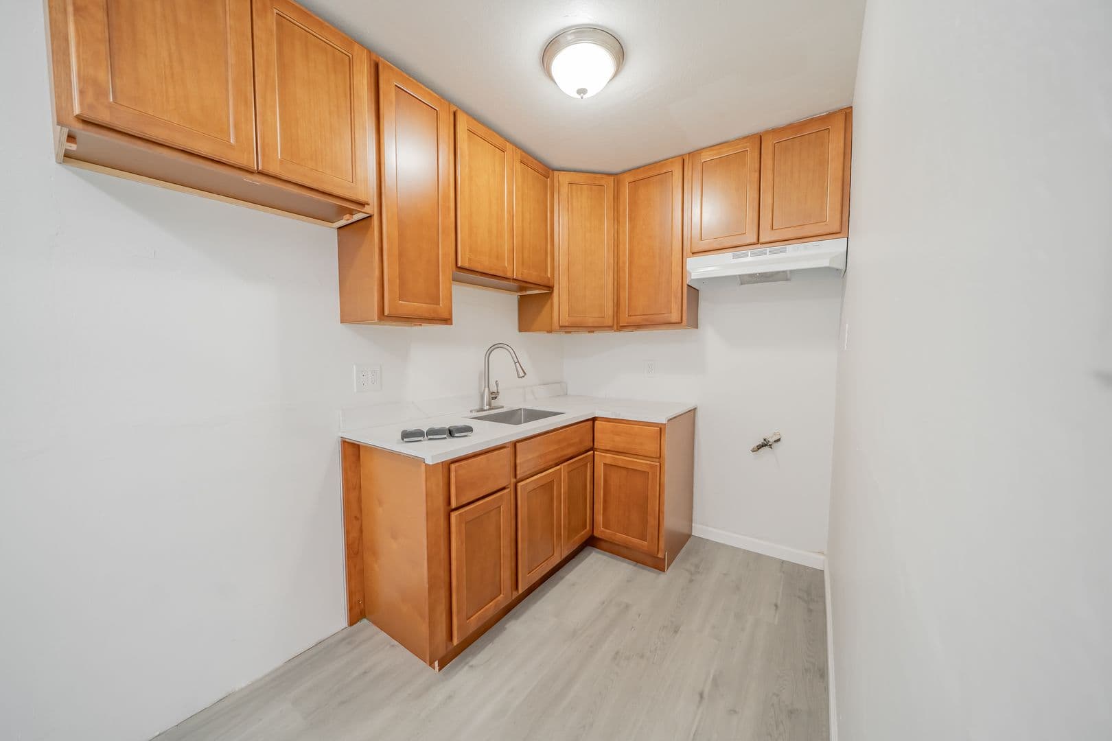 Hayward Apartment: 825 Orchard Avenue