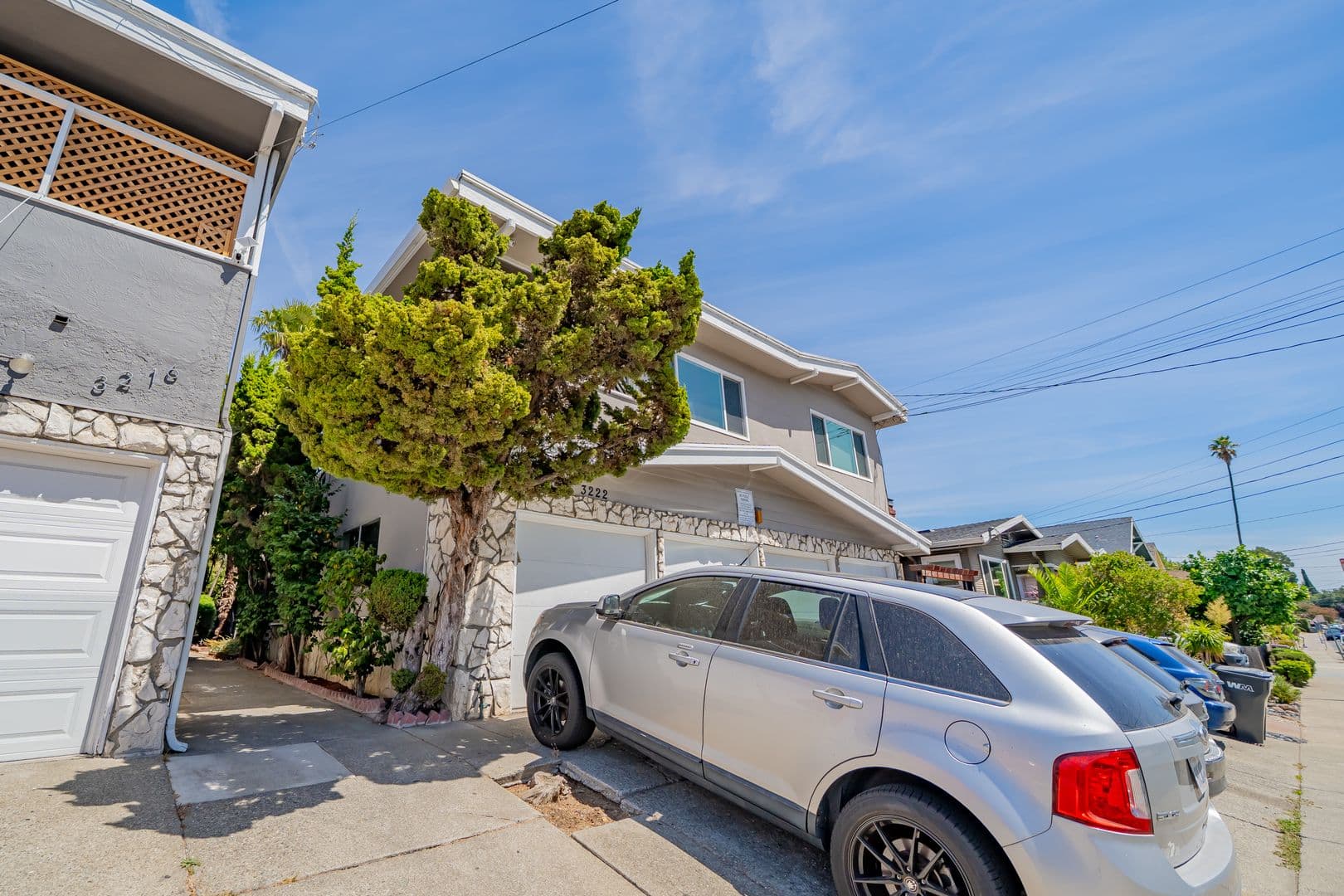 Oakland Apartment: 3222 Delaware Street
