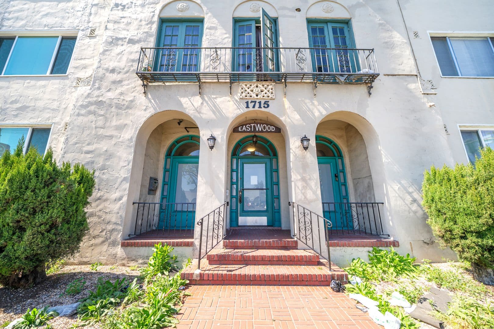 Oakland Apartment: 1715 High Street