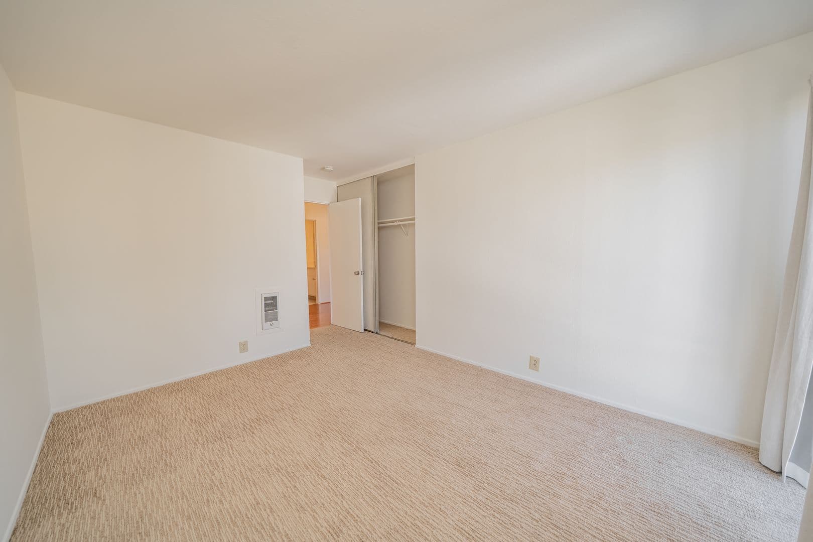 Oakland Apartment: 330 Adams Street