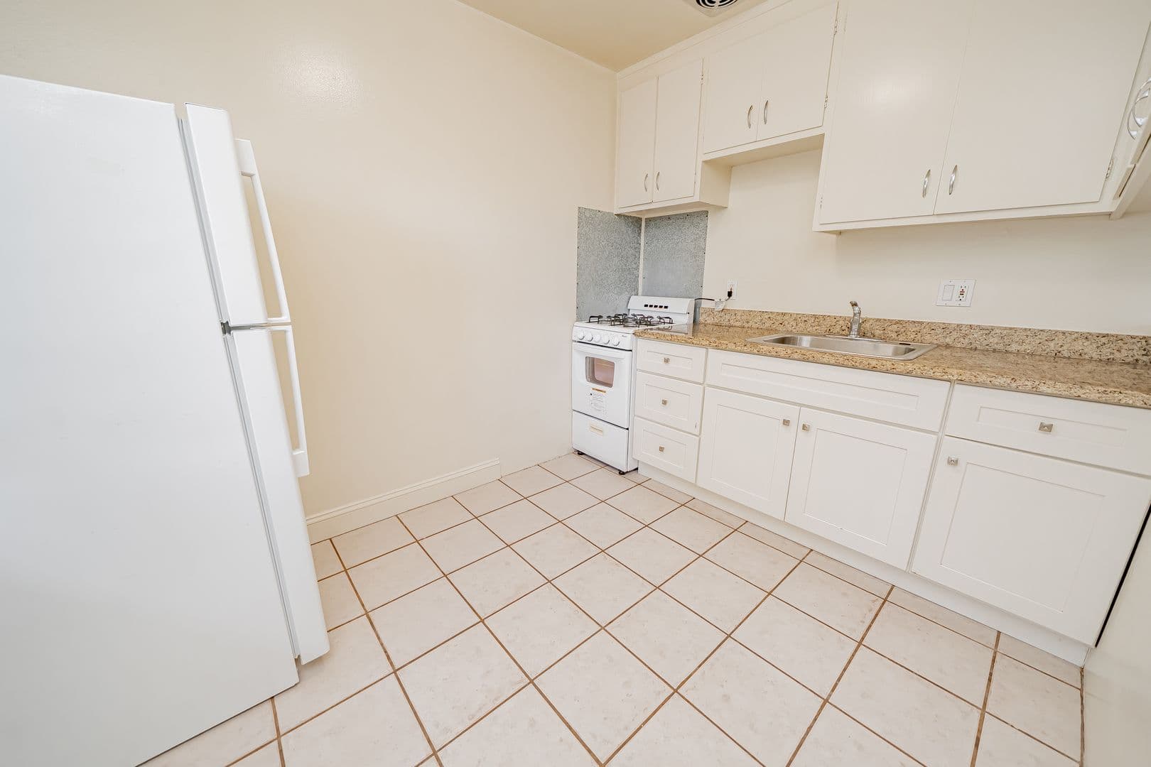 Berkeley Apartment: 1734 Blake Street