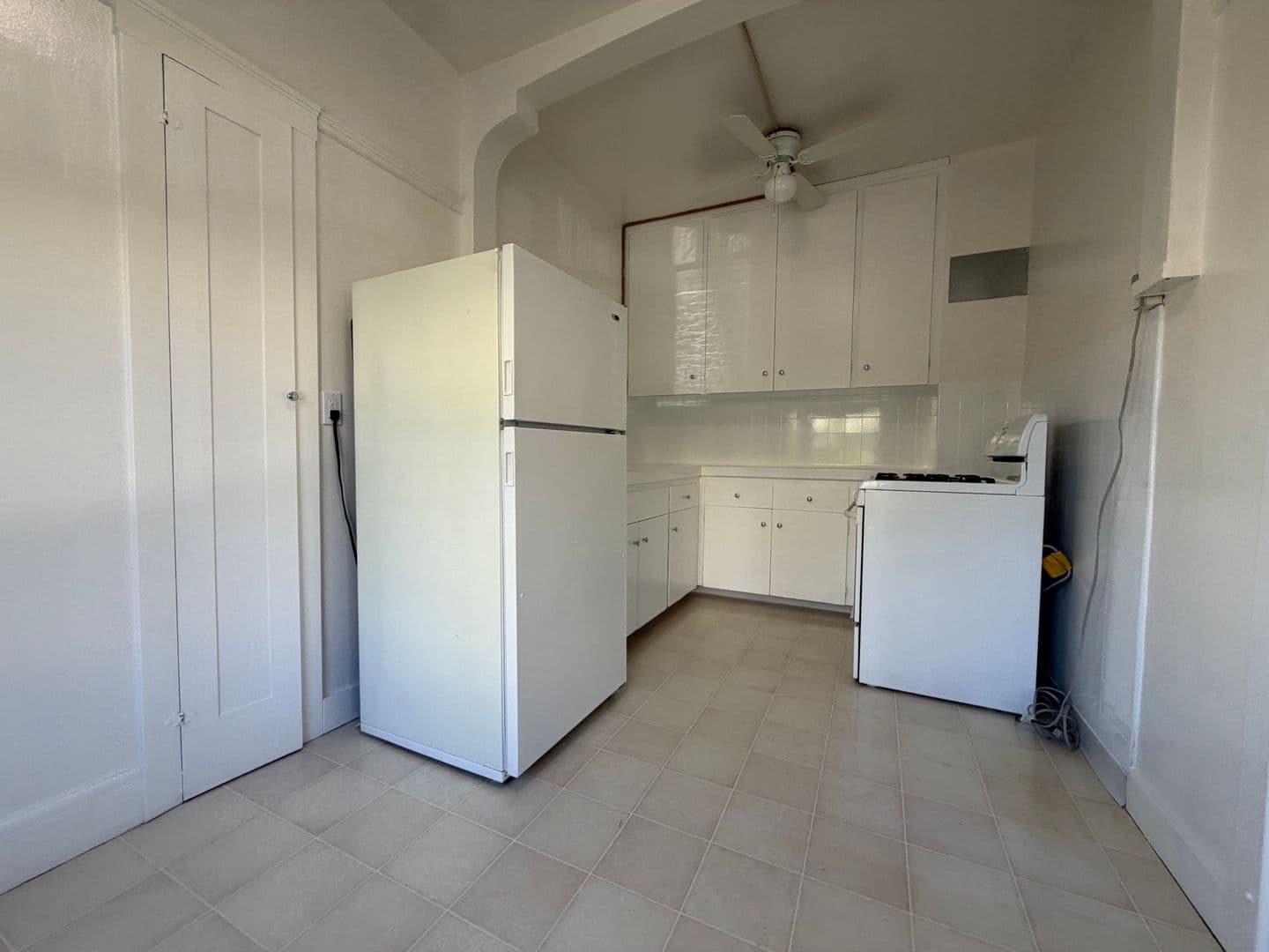 San Francisco Apartment: 3421-3425 23rd Street