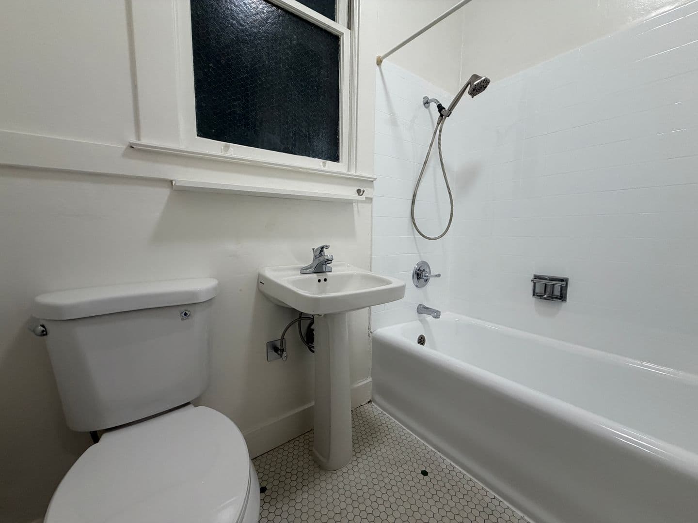 San Francisco Apartment: 3421-3425 23rd Street