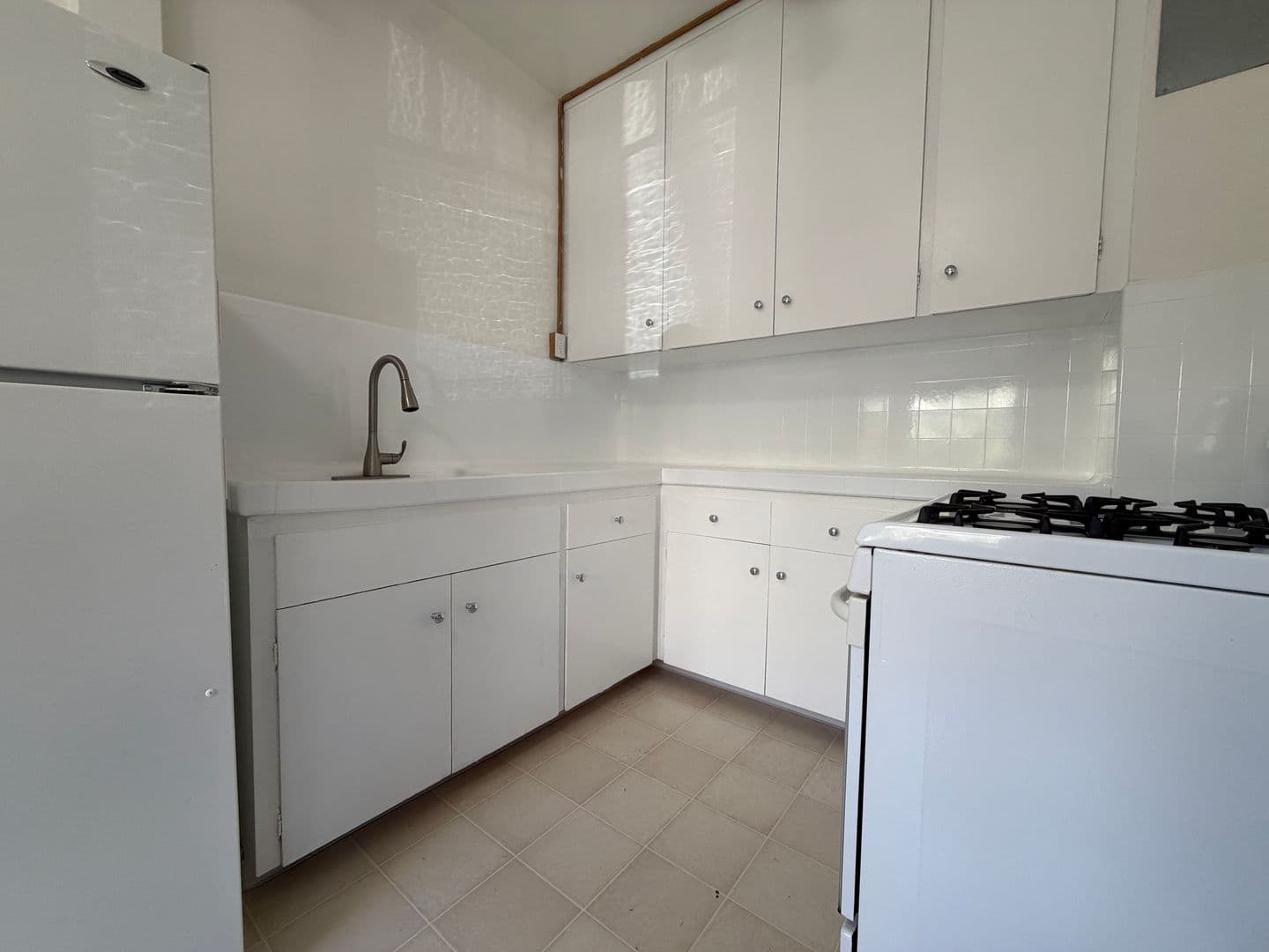 San Francisco Apartment: 3421-3425 23rd Street