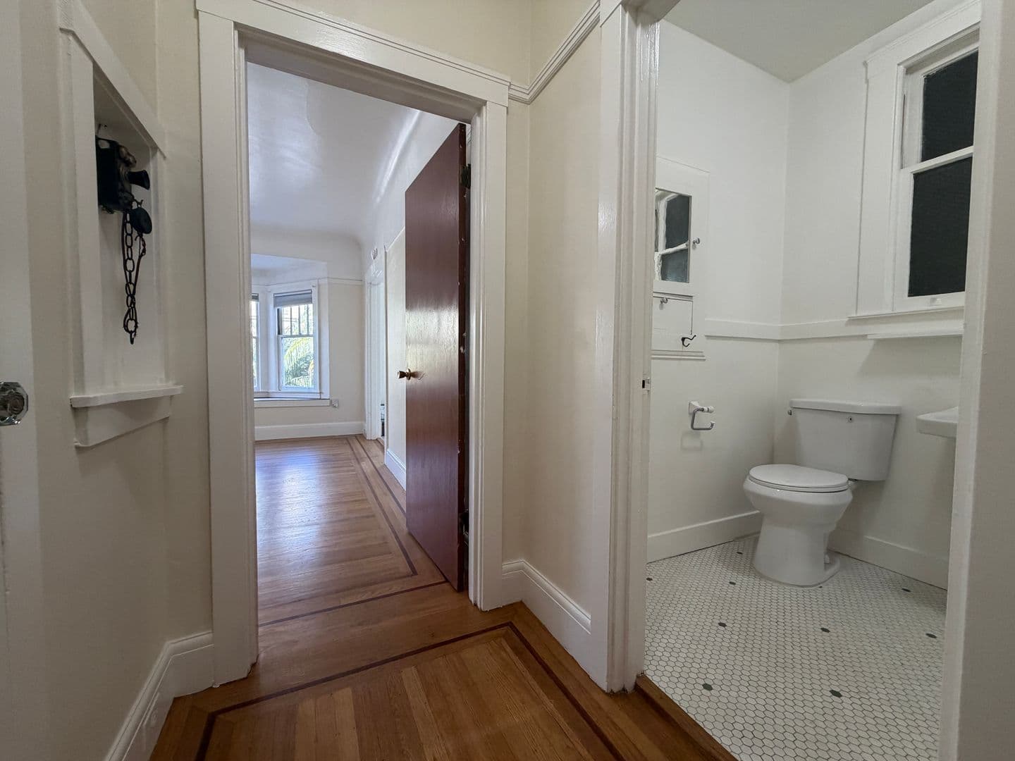 San Francisco Apartment: 3421-3425 23rd Street