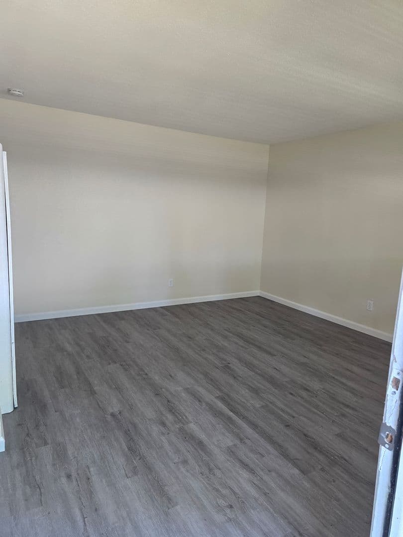 Rancho Cordova Apartment: 10421 El Mercado Dr