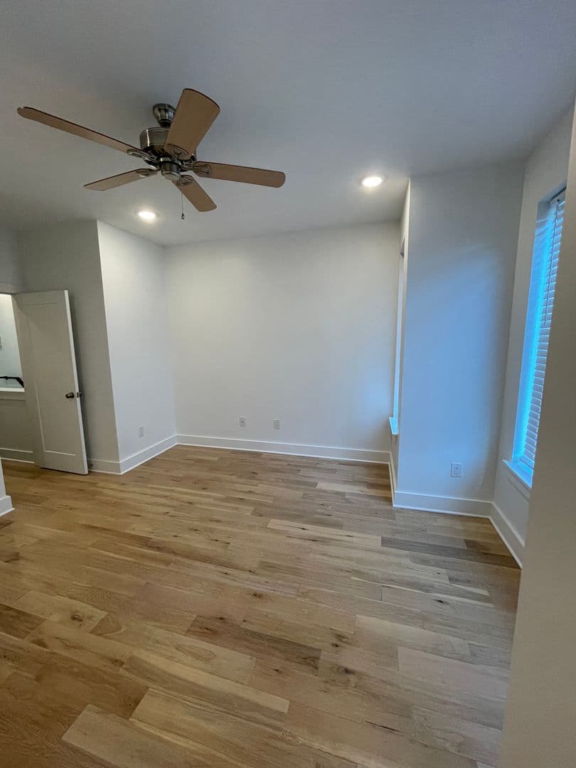 Philadelphia Apartment: 2404 Master St - 2404 Master St