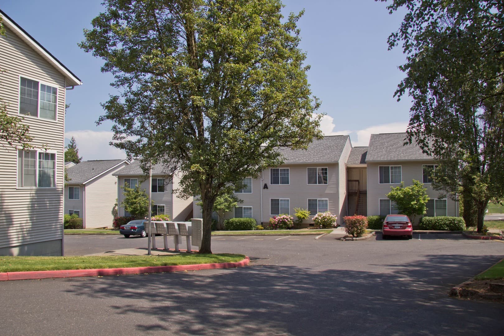 Vancouver Apartment: 11022 NE 18th Street
