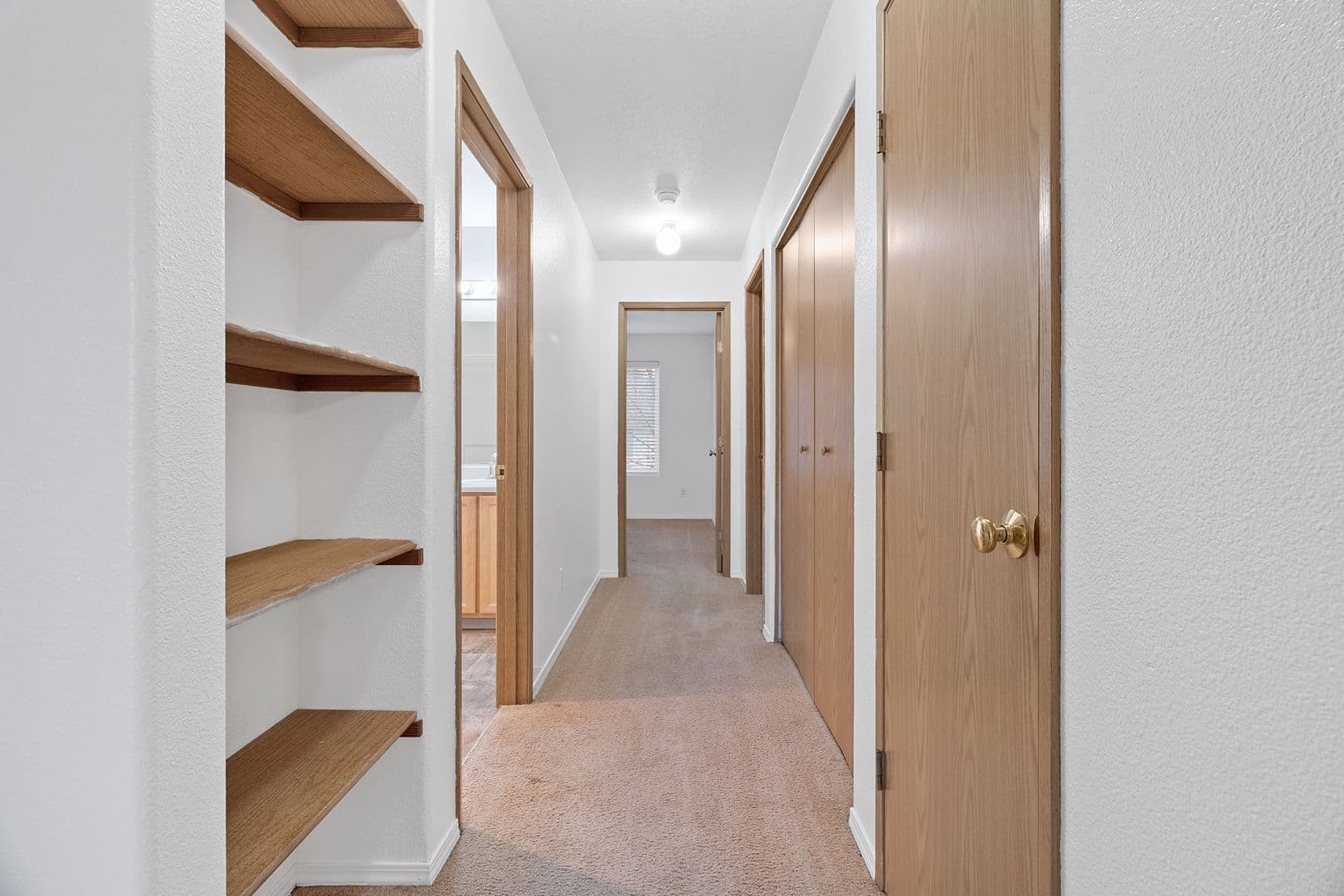 Vancouver Apartment: 11022 NE 18th Street