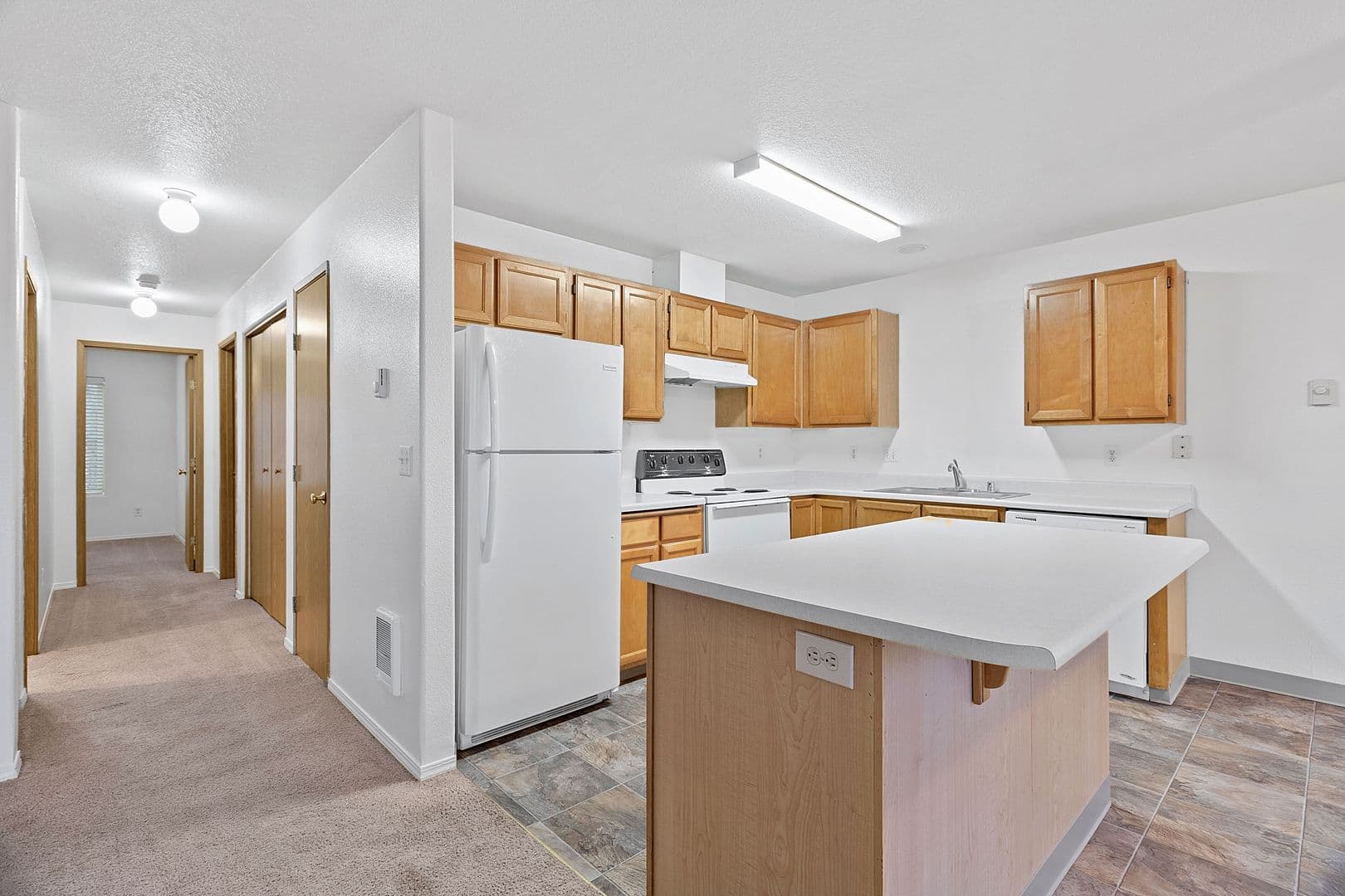 Vancouver Apartment: 11022 NE 18th Street
