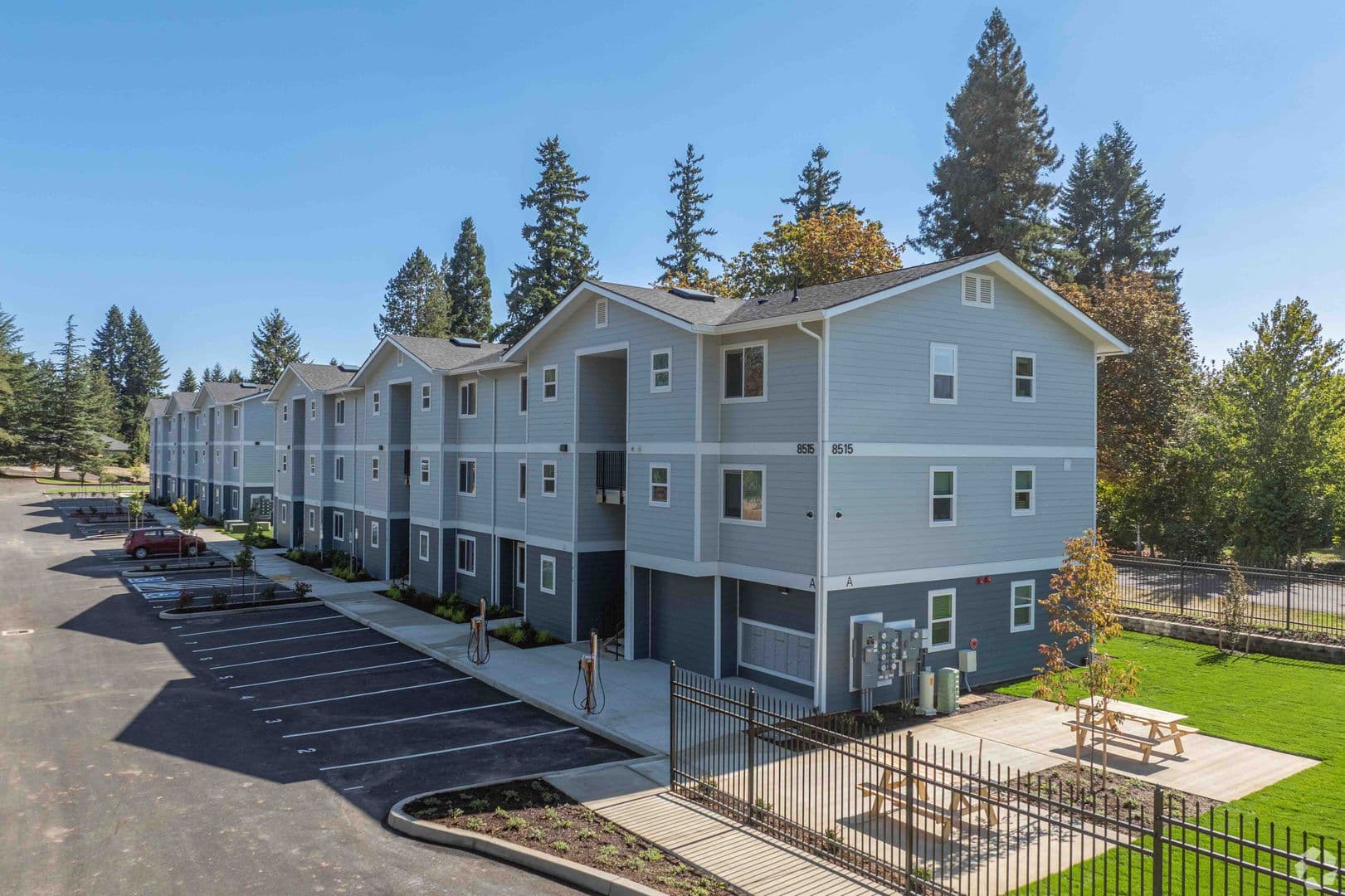 Vancouver Apartment: 8515 NE St Johns Road