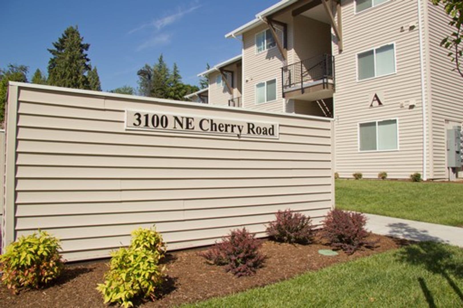 Vancouver Apartment: 3100 NE Cherry  Rd.