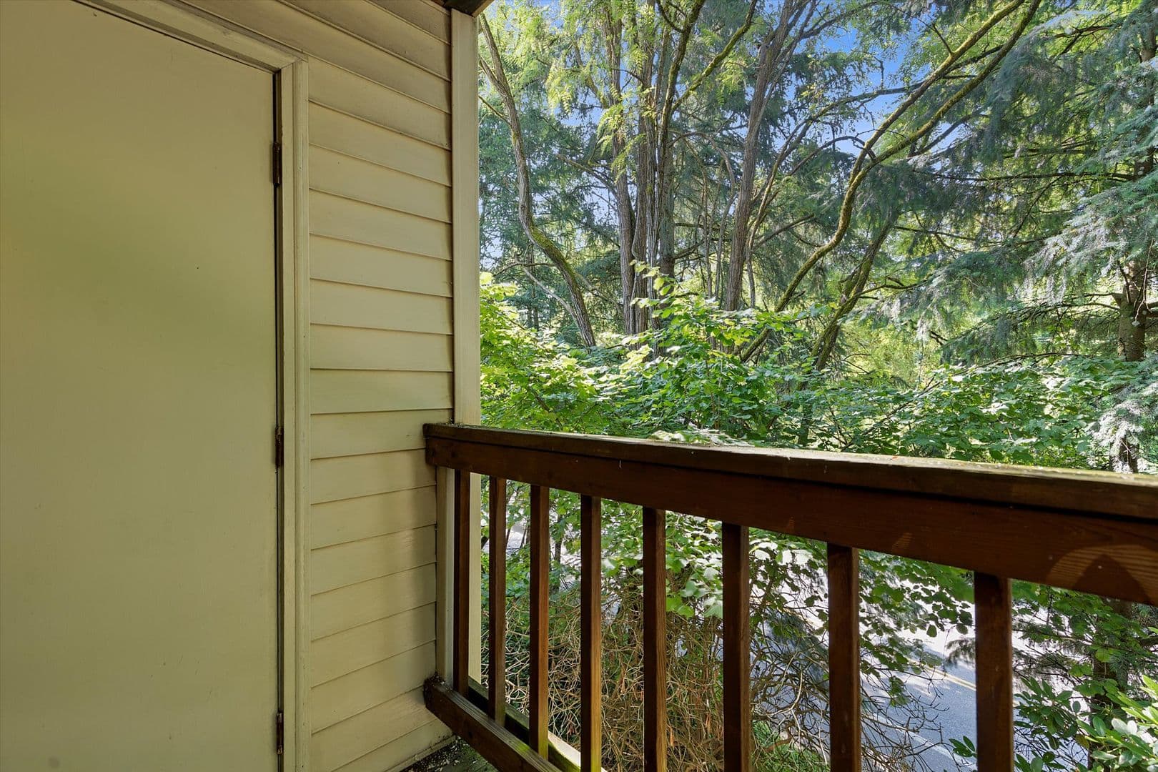 Portland Apartment: 7927 SW 31st Ave.