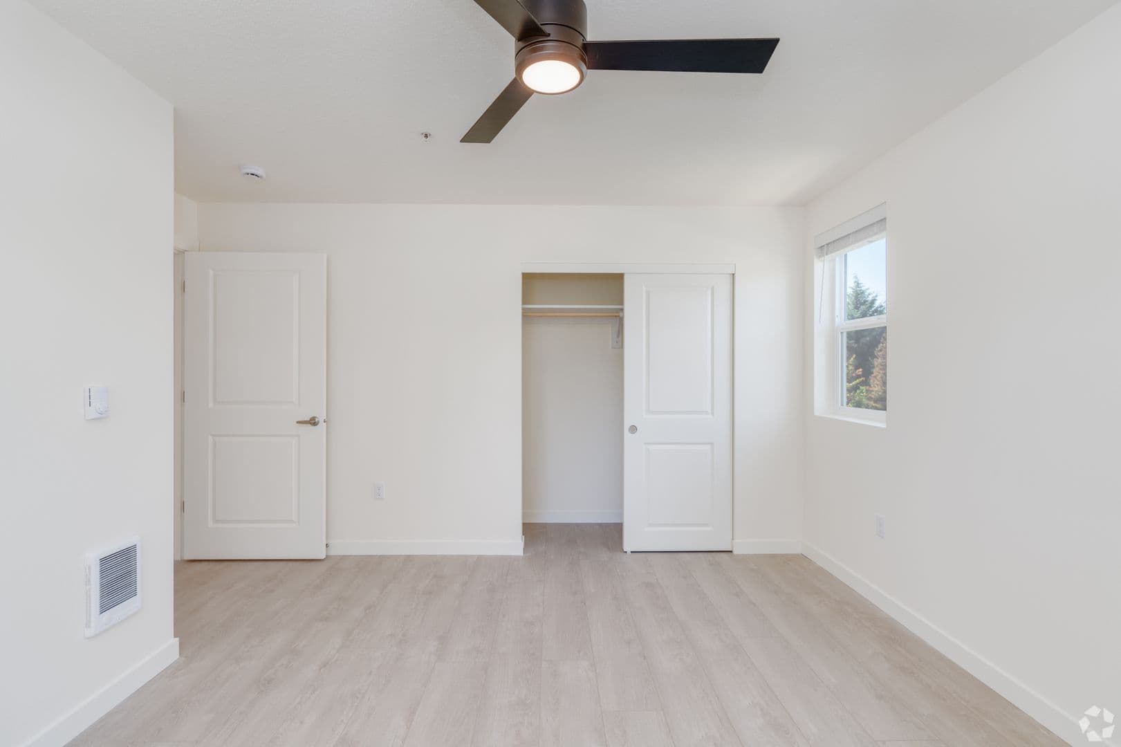 Vancouver Apartment: 8515 NE St Johns Road
