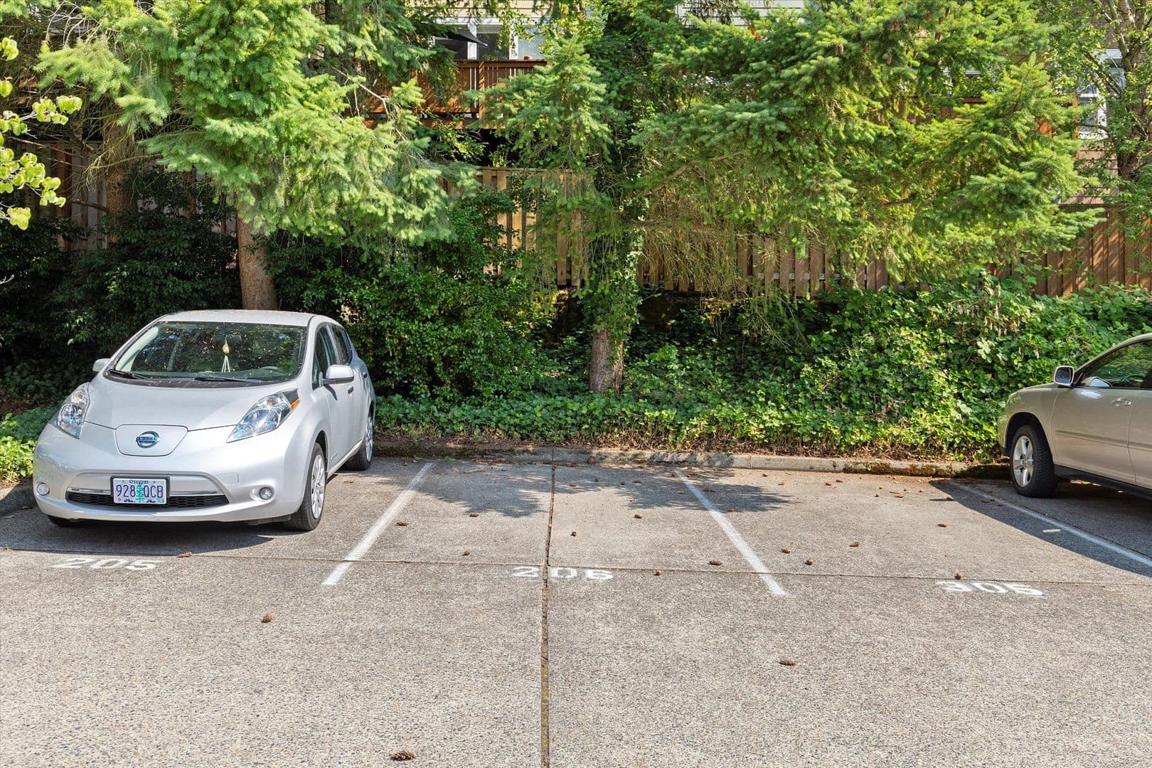 Portland Apartment: 7927 SW 31st Ave.
