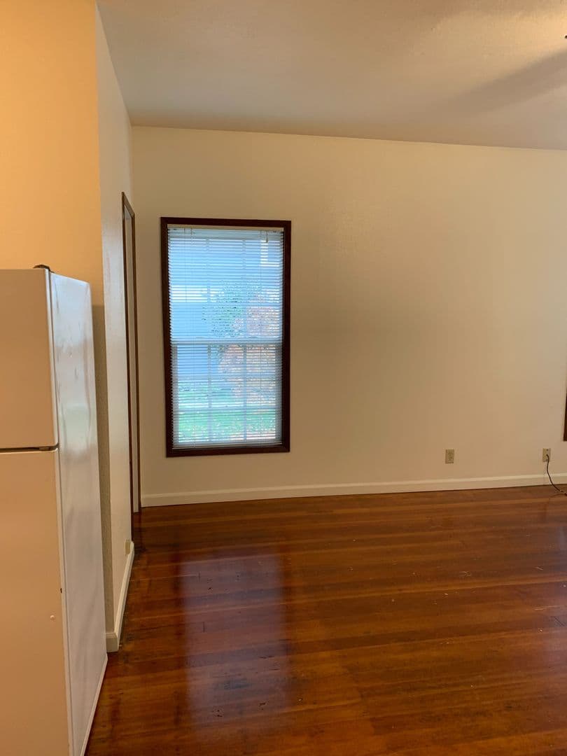 Portland Apartment: 5 SW Whitaker St