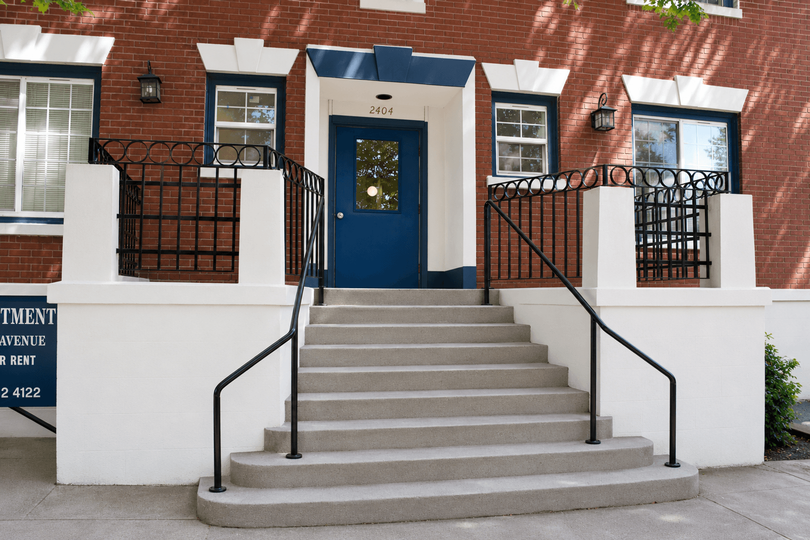 Portland Apartment: 2404 N Vancouver Ave