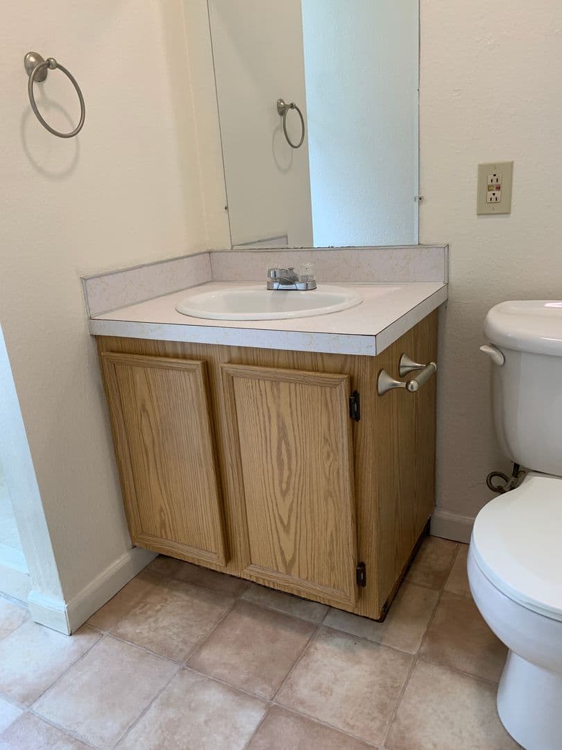 Portland Apartment: 5 SW Whitaker St