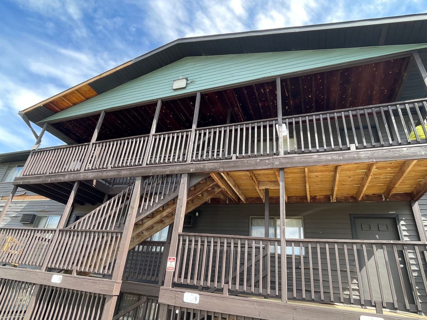 Williston Apartment: 1022 19th Street E and 1905 East Dakota Parkway