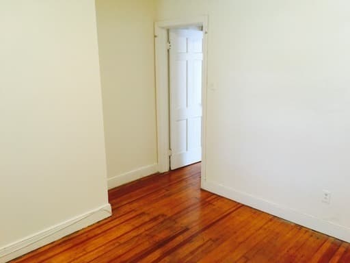 Richmond Apartment: 1019 W Leigh St