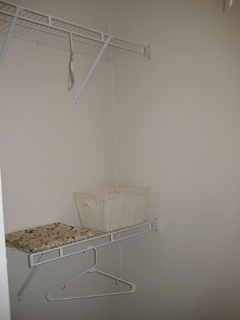 Kenosha Apartment: 3807-40th St; 4013-39th Ave; 4017-39th Ave