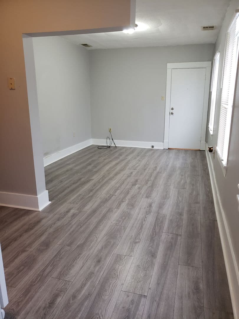 Hopewell Township Apartment: 2417 Mill St