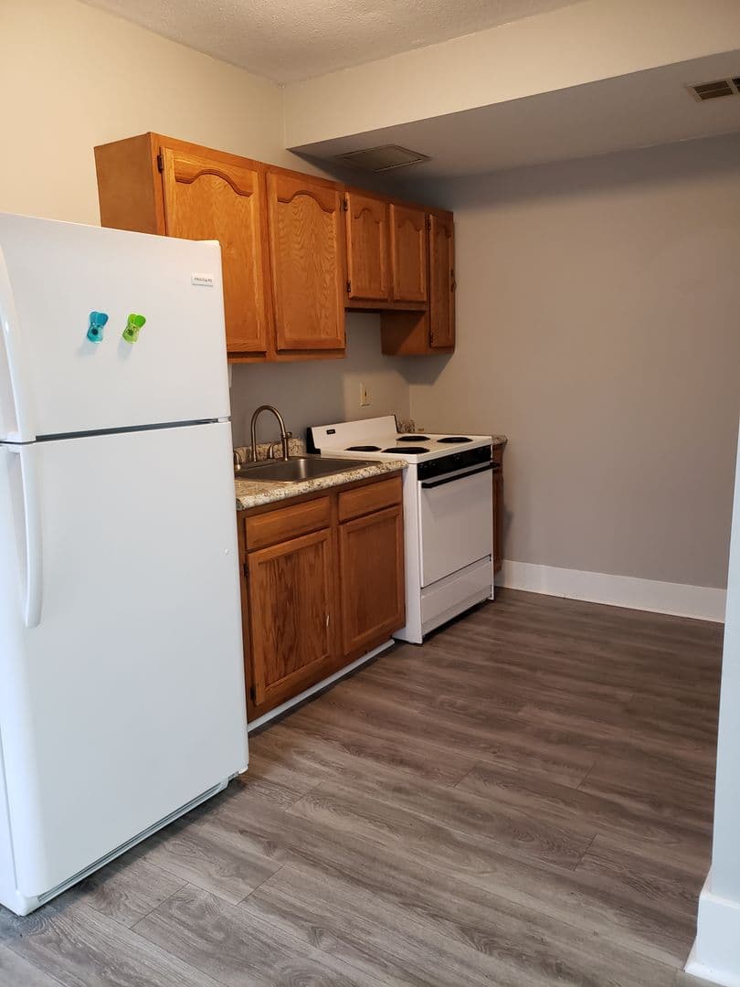 Hopewell Township Apartment: 2417 Mill St