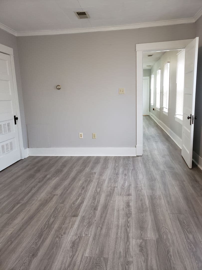 Hopewell Township Apartment: 2417 Mill St