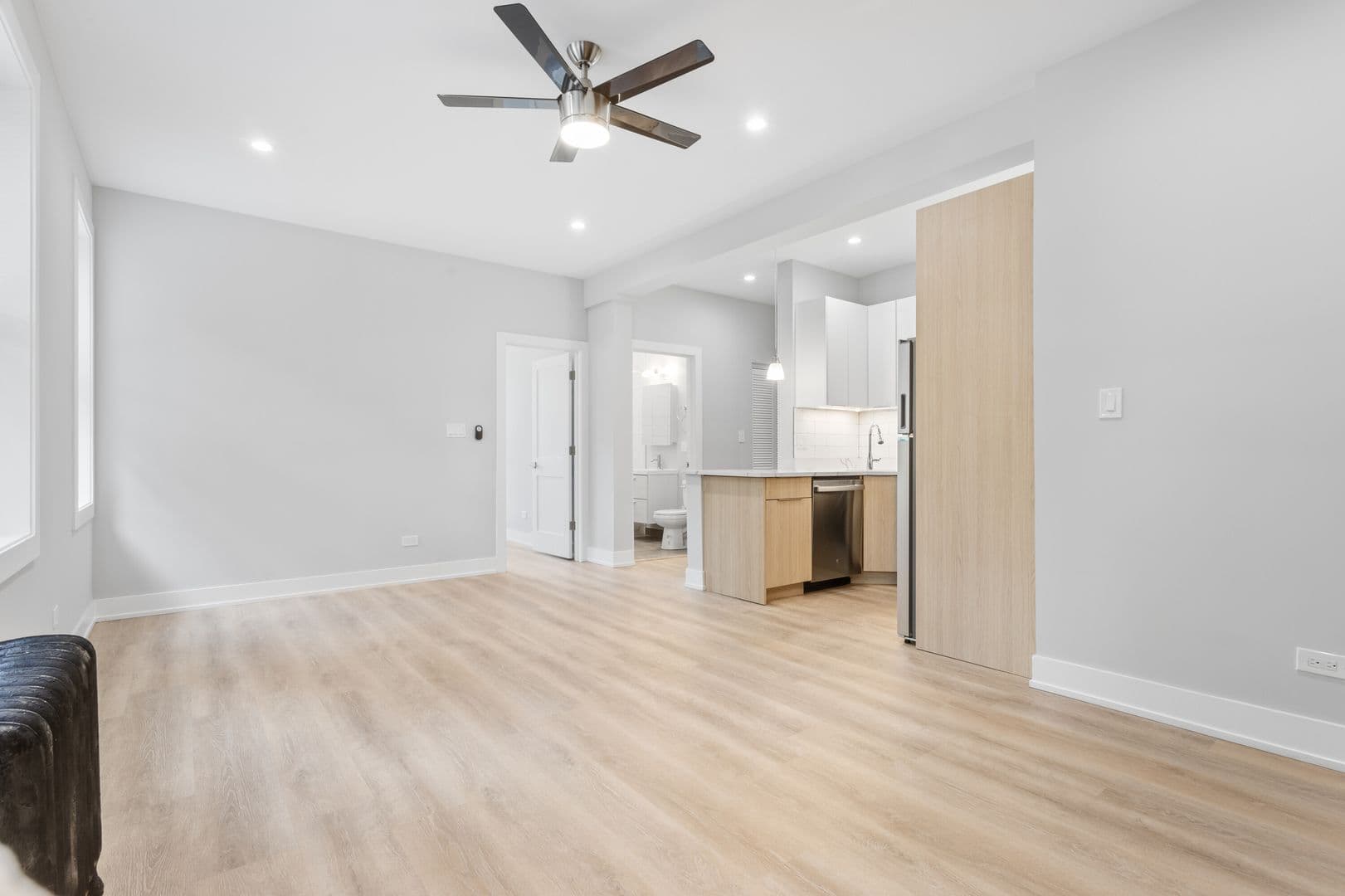 Chicago Apartment: 1310-20 W Birchwood Ave & 7501-07 N Eastlake Ter