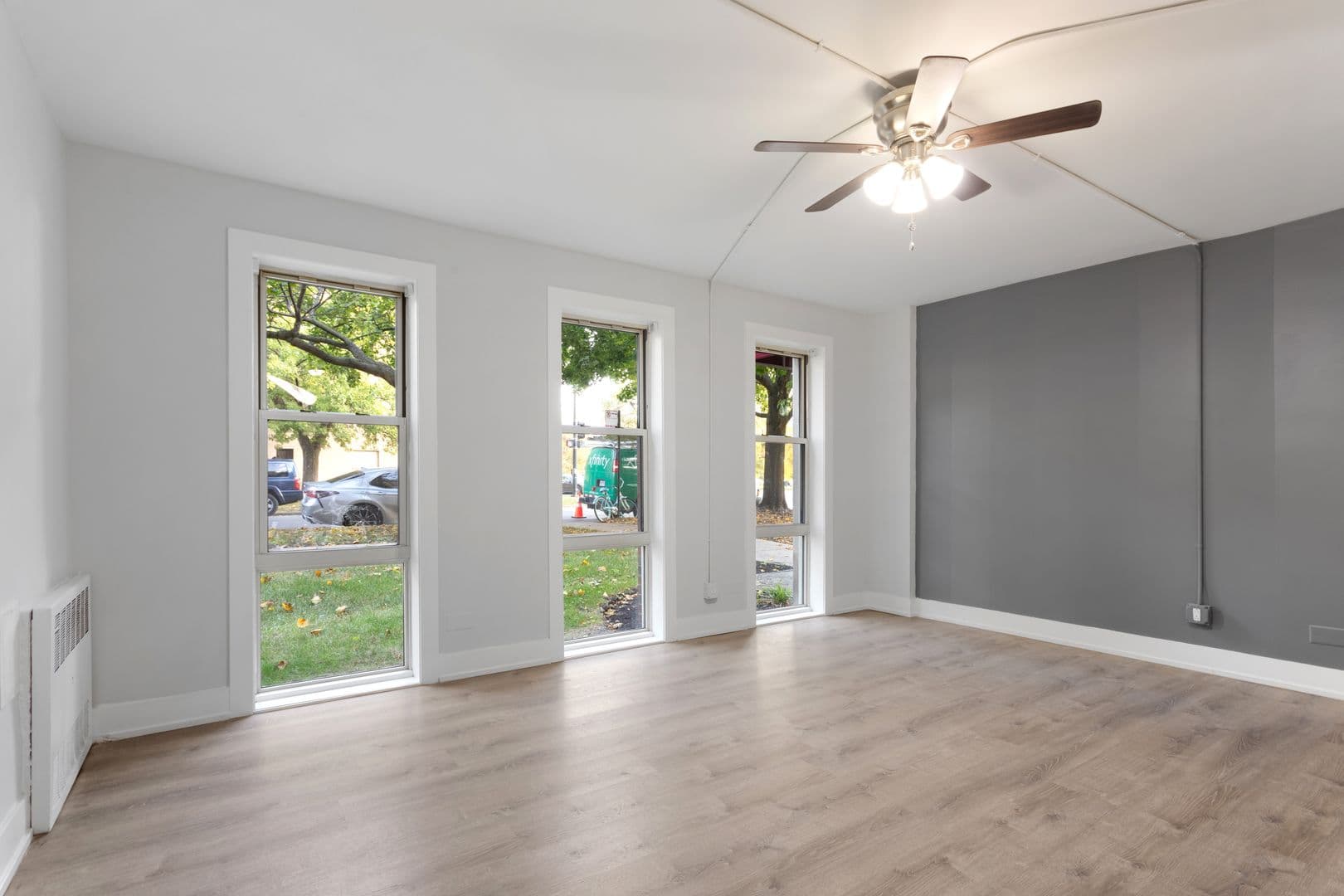 Chicago Apartment: 7070 N Sheridan Rd