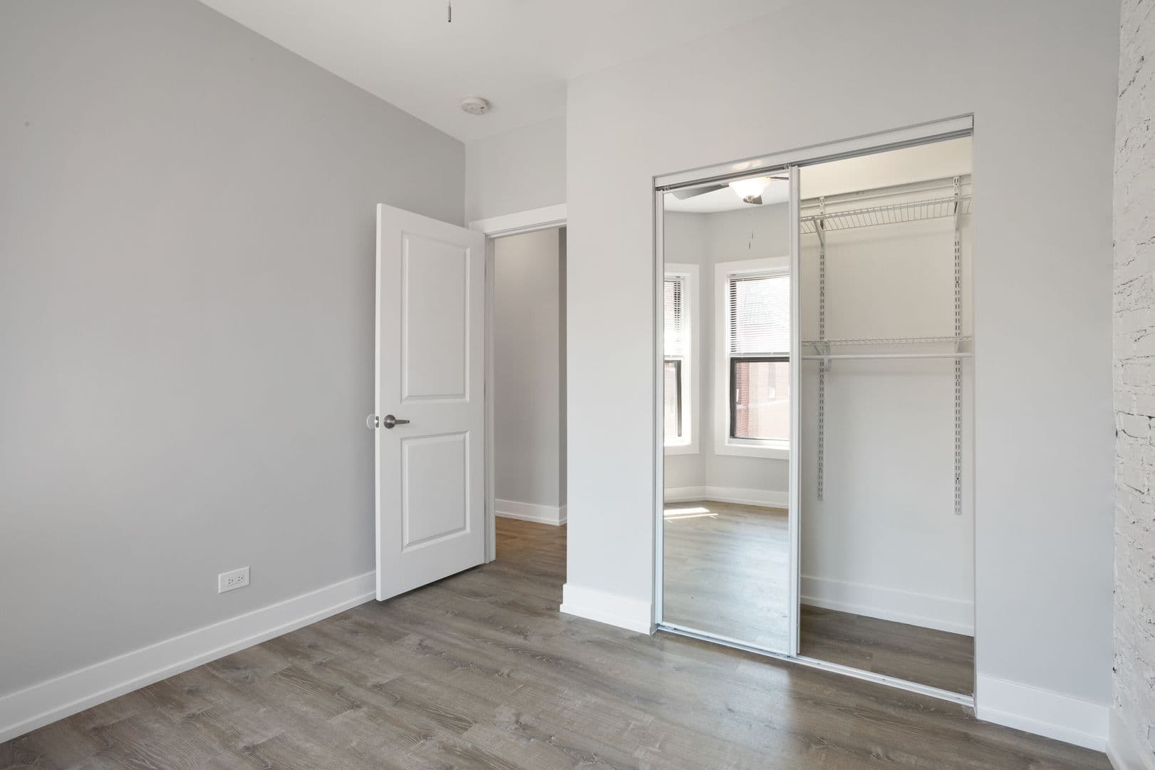 Chicago Apartment: 1700-08 W Juneway Terrace
