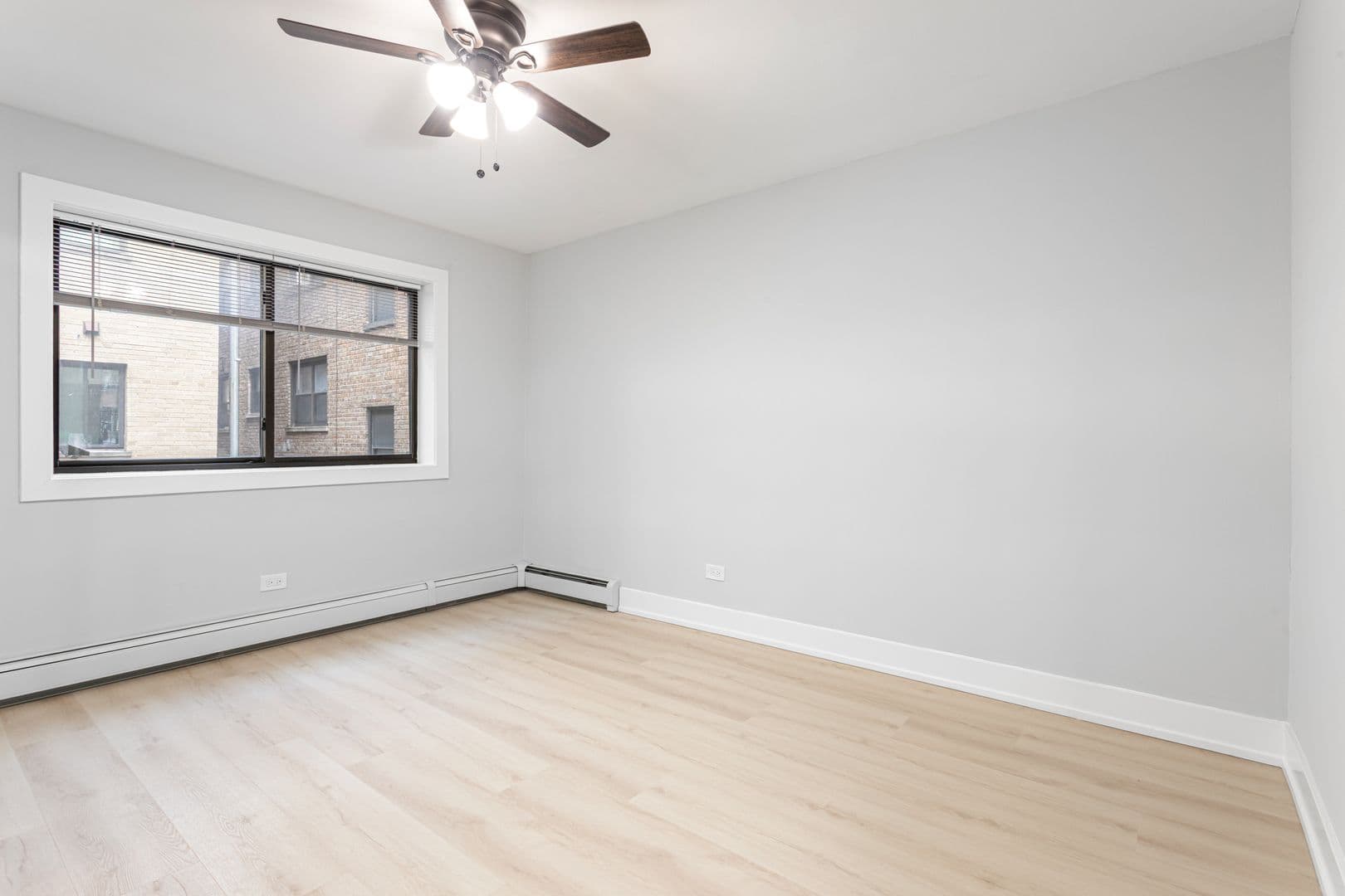 Chicago Apartment: 6001 N Kenmore Avenue