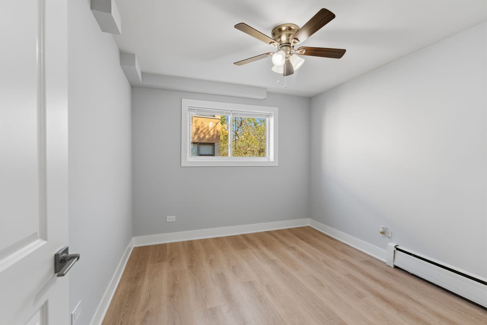 Chicago Apartment: 7603-09 N. Greenview