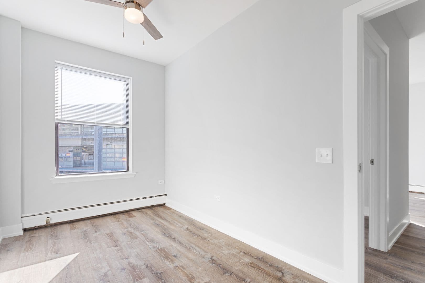 Chicago Apartment: 1625 W Howard